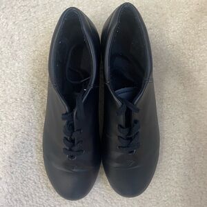 Capezio fluid tap shoes, size 8
